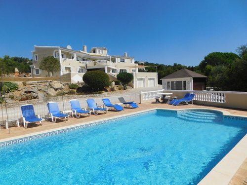 6 bedroom Villa enjoying breathtaking panoramic sea view in Santa Barbara de Nexe, represents a wonderful renovation project 769336559
