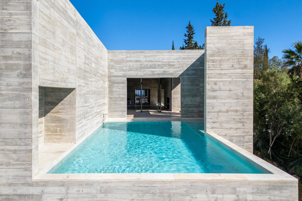 Architectural masterpiece in Santa Bárbara de Nexe