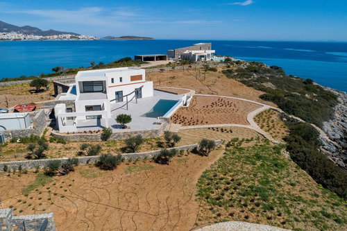 Villa of 480 m² for sale in Gazi 1009799139