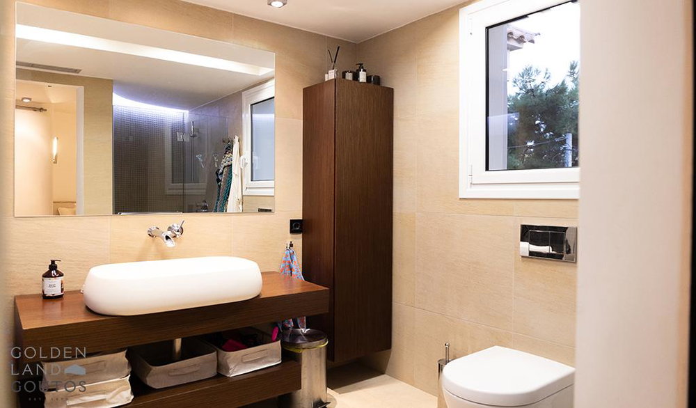 For sale: Modern house with garden and exceptional luxury 1026781410