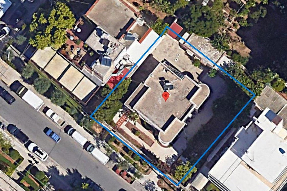 Plot of 700 m² for sale in Glyfada 1123414423