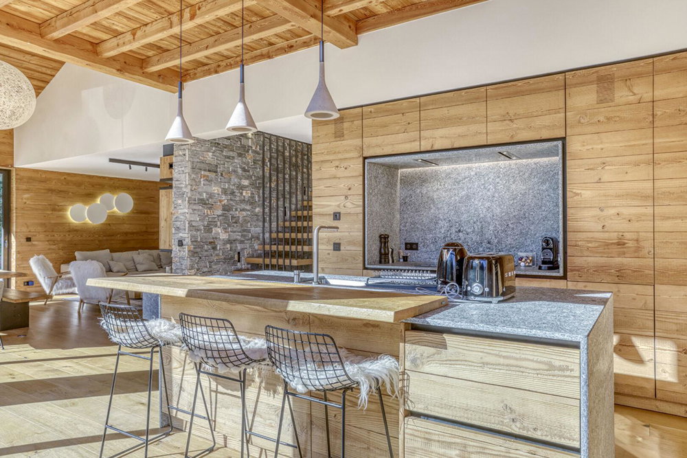 6-bedroom chalet – Saint Nicolas de Véroce town centre – Panoramic views for sale in Saint-Gervais Mont-Blanc 1160815579