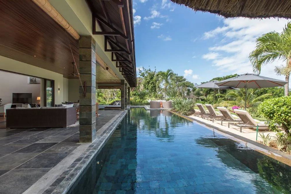 5-bedroom beachfront villa at Four Seasons Resort, Mauritius 1197398025