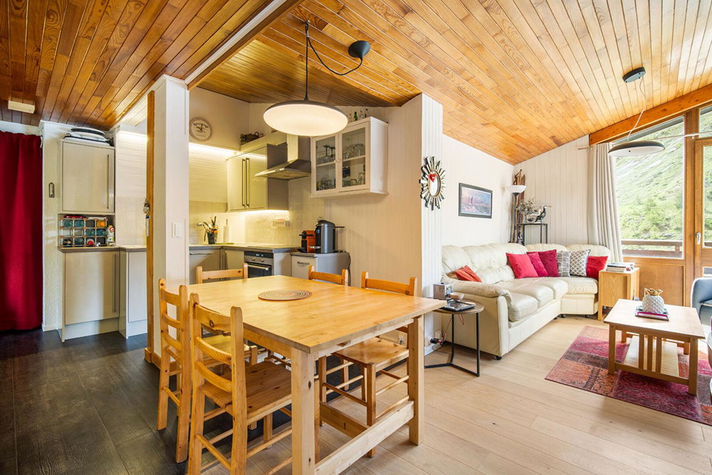 Duplex apartment with mountain view for sale in Tignes 1235065117