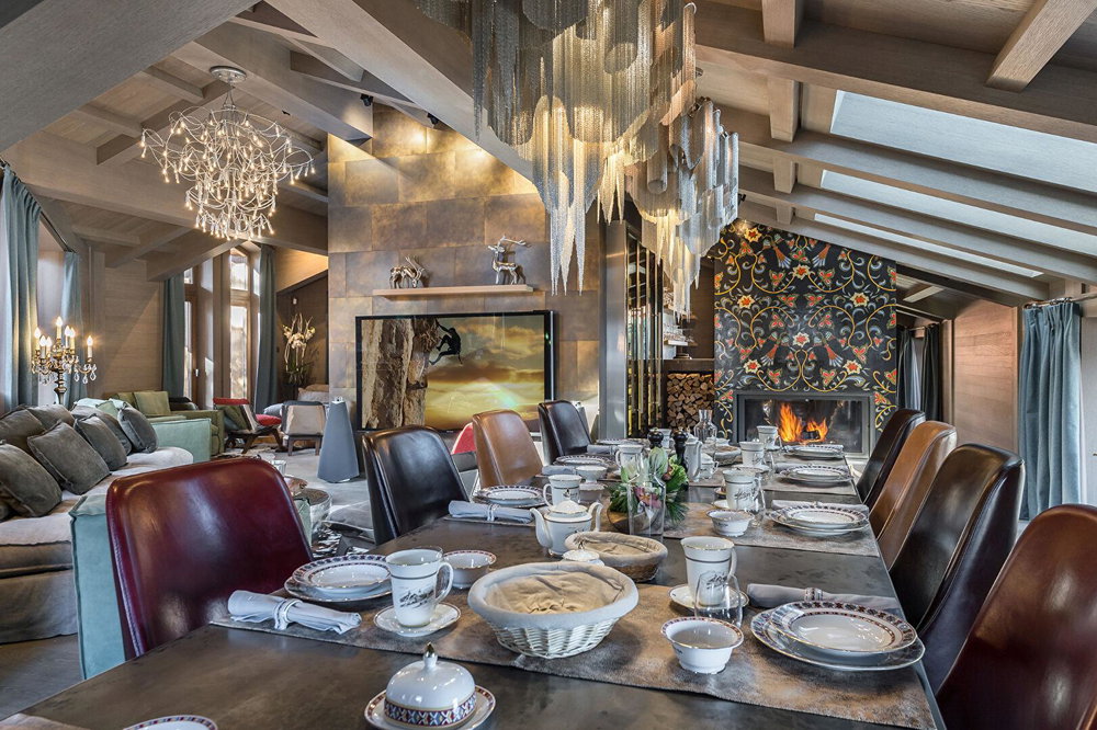 Exceptional chalet – Prime location in the resort for sale in Courchevel 1267967685