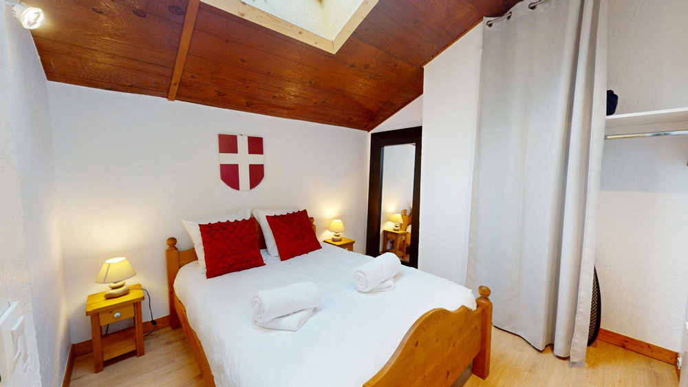 Duplex apartment – 2 bedrooms + sleeping alcove – Completely renovated for sale in Saint-Gervais Mont-Blanc 1351079609