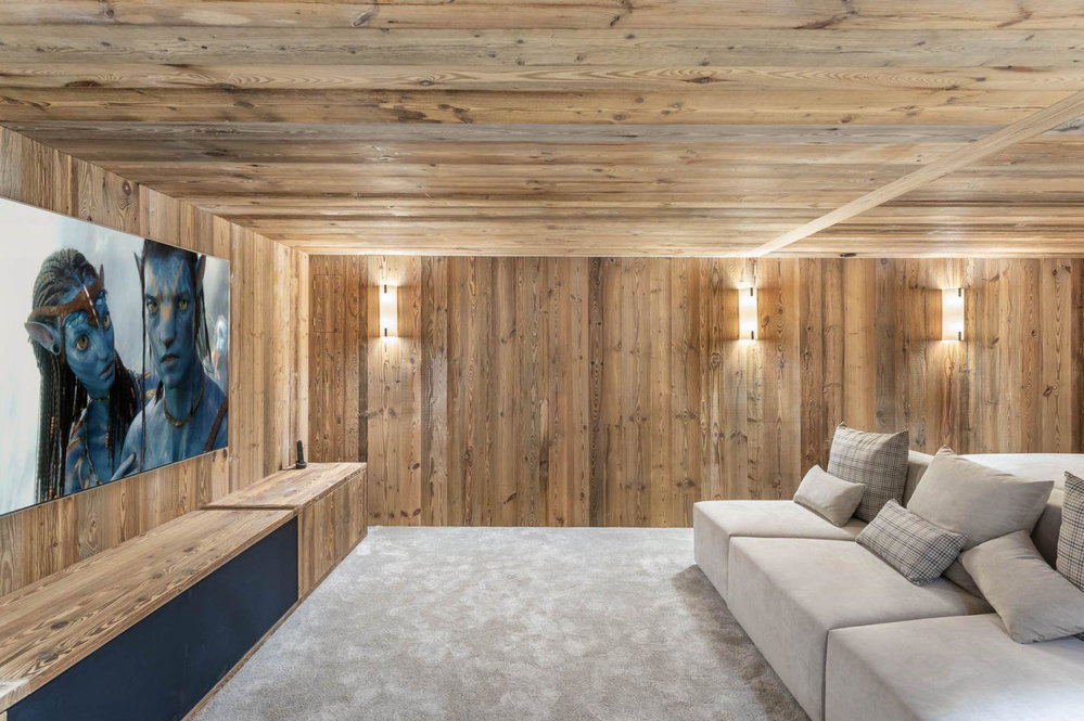 Renovated chalet – 4 bedrooms and a swimming pool for sale in Megeve 1466674500