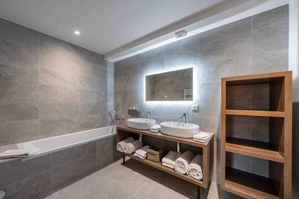 Exceptional built chalet – 5 bedrooms – Facing Mont Blanc for sale in Saint-Gervais Mont-Blanc 152984002