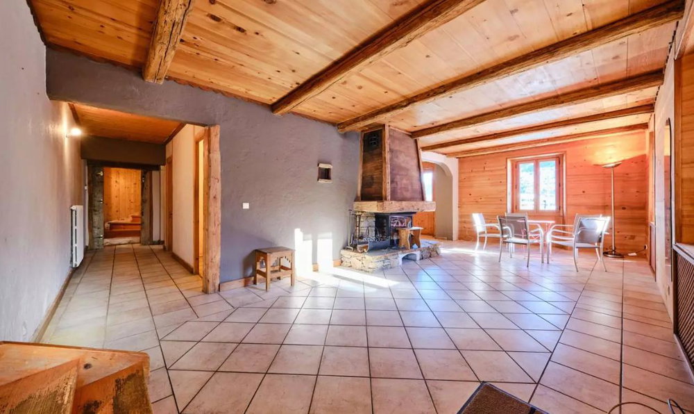Farmhouse to renovate – Facing Mont Blanc for sale in Saint-Gervais Mont-Blanc 1541231366