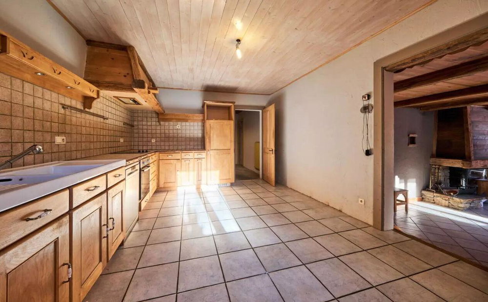 Farmhouse to renovate – Facing Mont Blanc for sale in Saint-Gervais Mont-Blanc 1541231366
