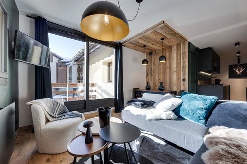2-bedroom renovated apartment – Close to the center for sale in Val d\ 1597105803