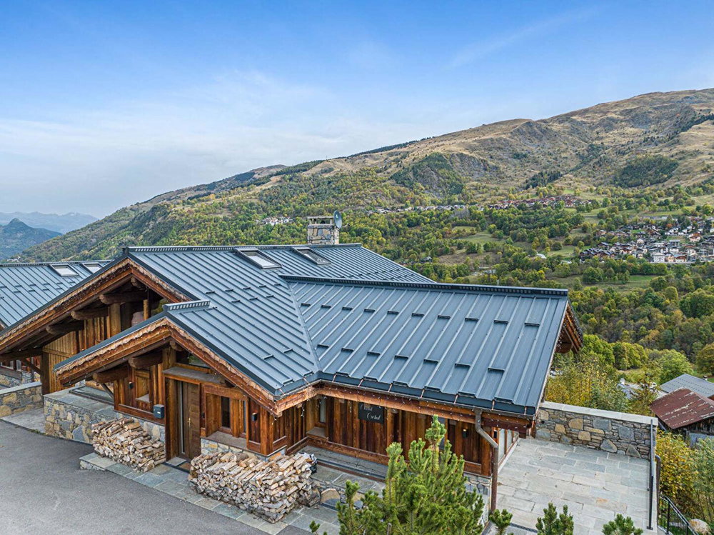 Very high standing chalet in quiet area for sale in Saint-Martin-de-Belleville 1706818636