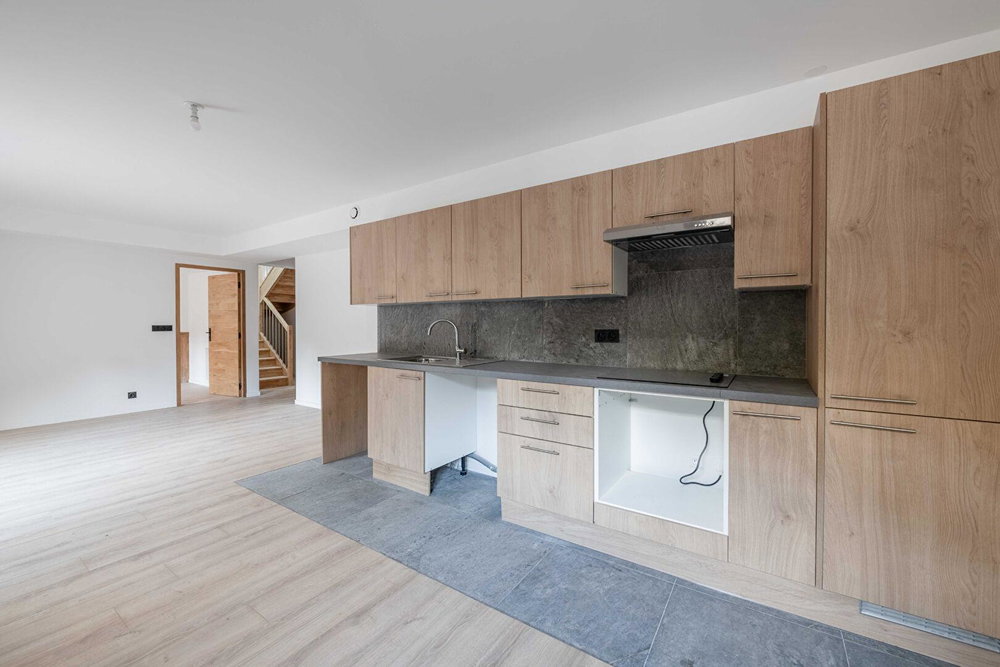 New 4-bedroom apartment – Close to ski lift for sale in Morzine 182940725