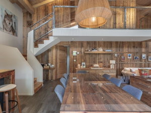 Private Estate in Demi-Quartier – Two Independent Chalets, Pool & Privacy Green Alpine Setting for sale in Megeve 1964005903