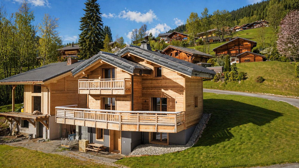 New 3-bedroom chalet – Breathtaking mountain views for sale in Morzine 2013301704
