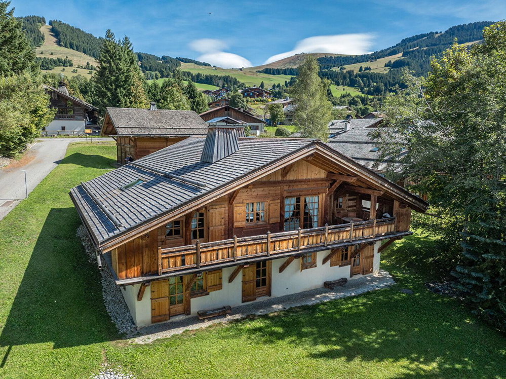 Chalet Mont d’Arbois – 5 bedrooms – Close to ski lifts and golf course for sale in Megeve 2089136802