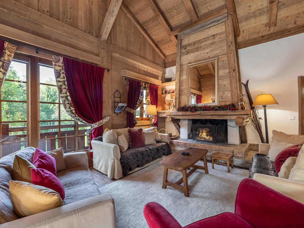 Chalet Mont d’Arbois – 5 bedrooms – Close to ski lifts and golf course for sale in Megeve 2089136802