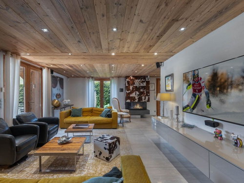 Ground floor apartment – Four bedrooms – close to the village center for sale in Megeve 2089944527
