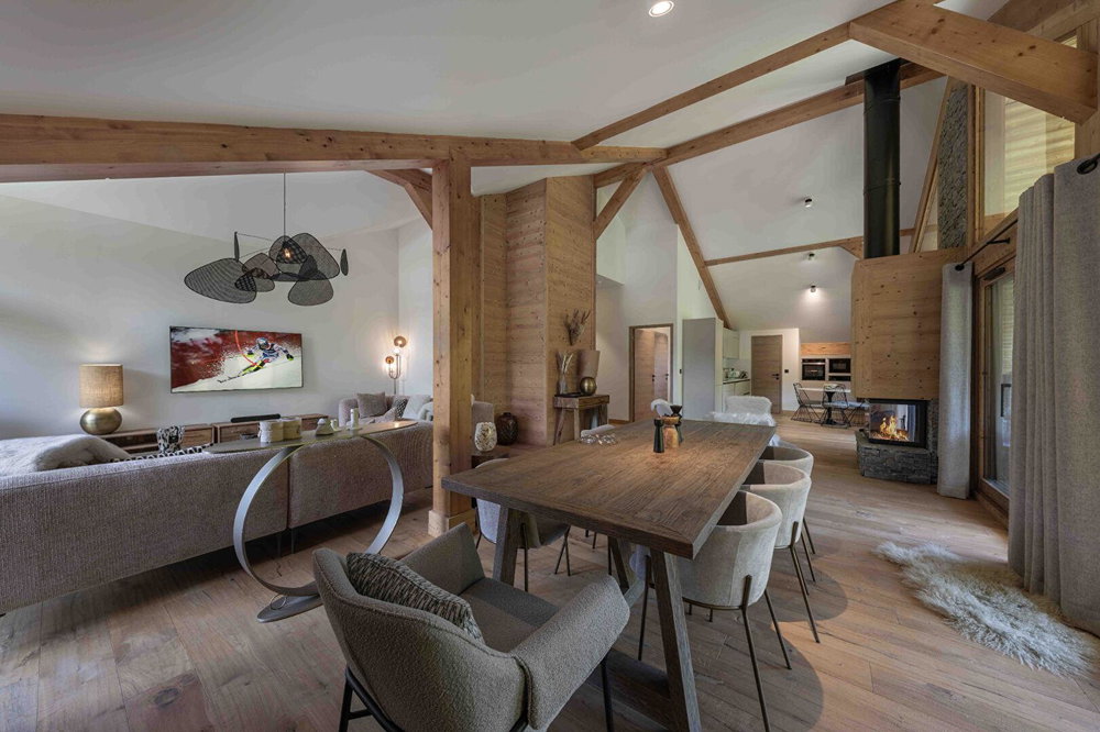 Luxury apartment with views of the mountain peaks for sale in Courchevel 2154396822