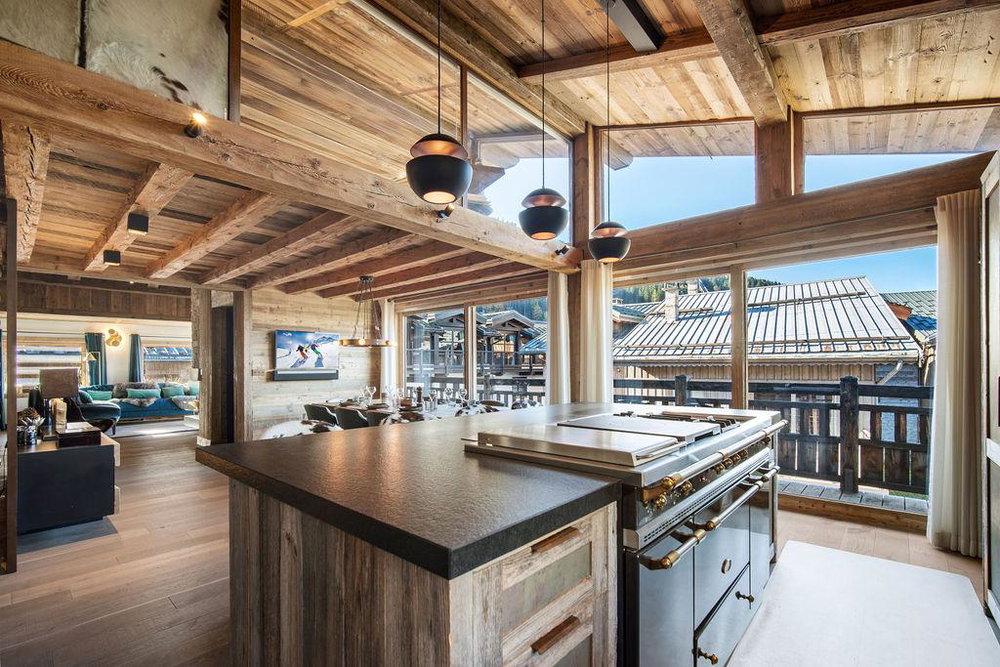 Luxury chalet in the heart of the village for sale in Courchevel 2163659112