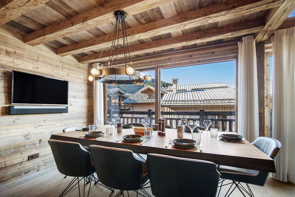 Luxury chalet in the heart of the village for sale in Courchevel 2163659112