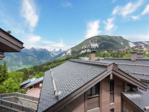 brand new prestigious apartment for sale in Courchevel 2181803080