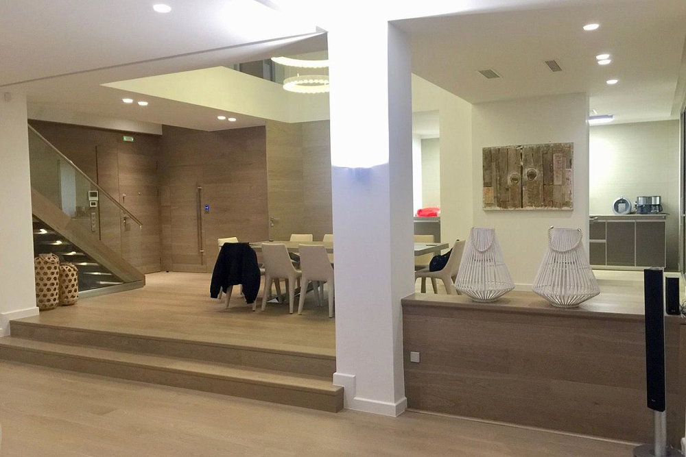 Penthouse of 186 m² for sale in Voula 2313421025
