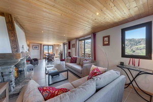 Chalet – 4 bedrooms – overlooking the village for sale in Saint-Gervais Mont-Blanc 2318791379