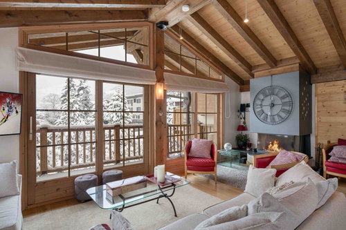 The charm of a chalet in the heart of Le Praz – A rare property for sale for sale in Courchevel 2332667651