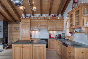 The charm of a chalet in the heart of Le Praz – A rare property for sale for sale in Courchevel 2332667651