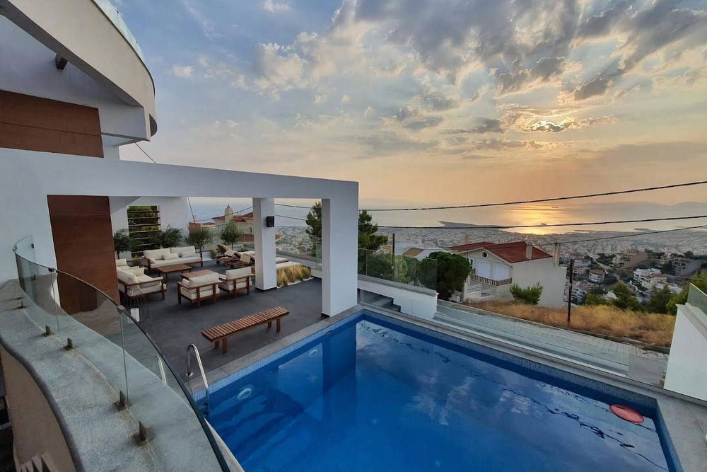 House of 504 m² for sale in Voula 2351631094