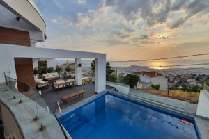 House of 504 m² for sale in Voula 2351631094