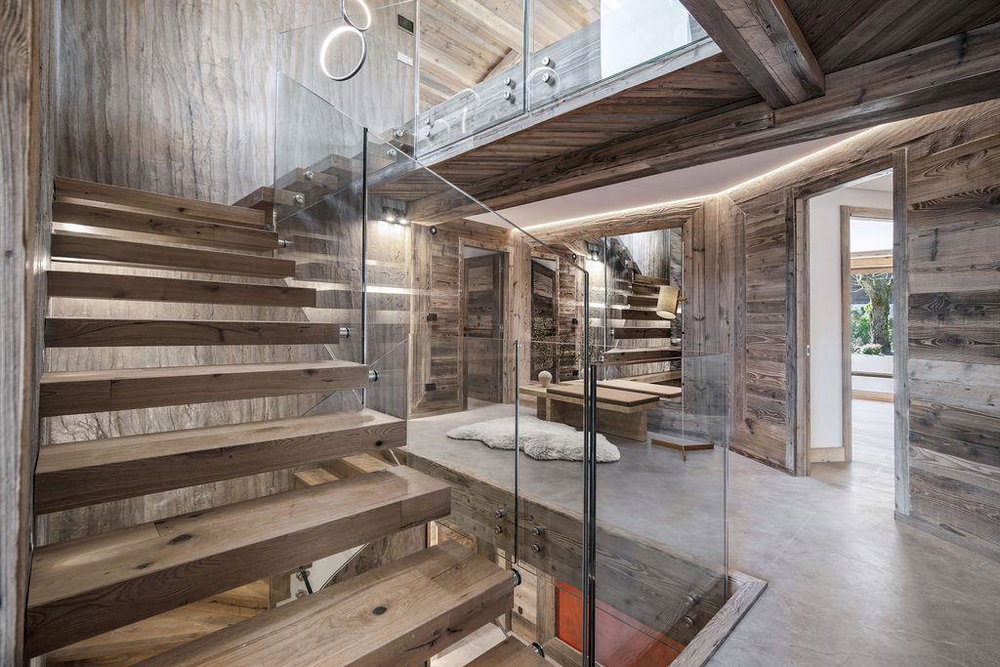 NEW CHALET WITH 5 BEDROOMS – LOCATED IN THE CENTER OF CHAMONIX for sale in Chamonix 2432757385