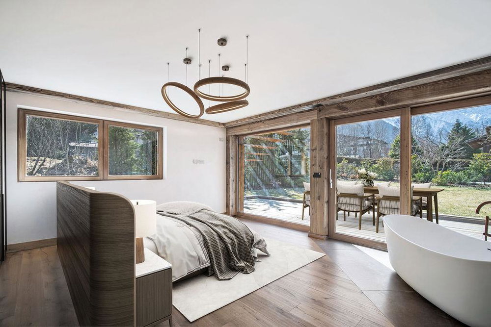 NEW CHALET WITH 5 BEDROOMS – LOCATED IN THE CENTER OF CHAMONIX for sale in Chamonix 2432757385