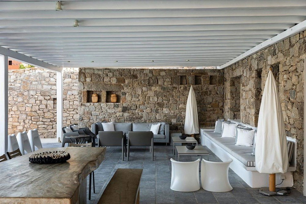 Luxury villa of 1,000 m² with private beach for sale in Mykonos – Aleomandra 2460273616