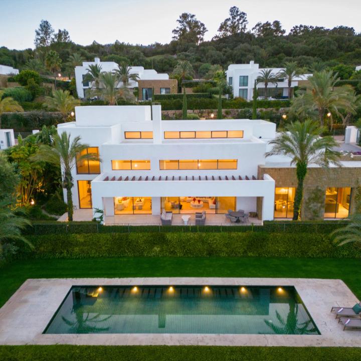 For sale: luxury villa with breathtaking golf views 2573648531