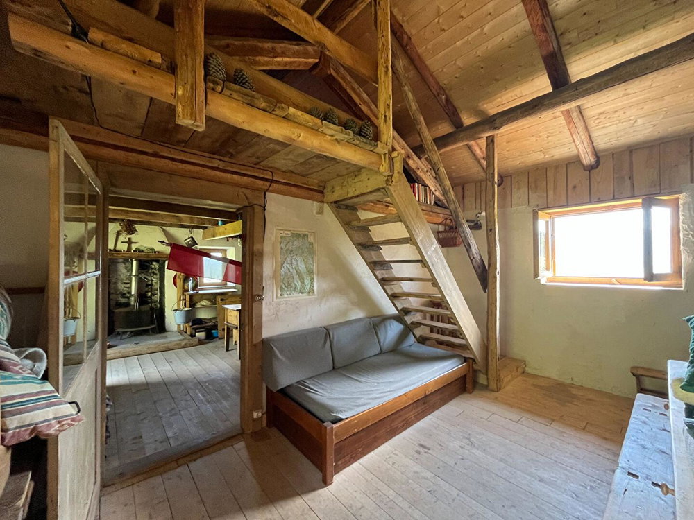 Alpine Chalet on the ski slopes for sale in Saint-Martin-de-Belleville 2604551349