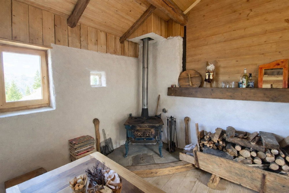 Alpine Chalet on the ski slopes for sale in Saint-Martin-de-Belleville 2604551349