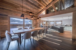 Splendid fully renovated chalet with an indoor swimming pool for sale in Chamonix 2623778496