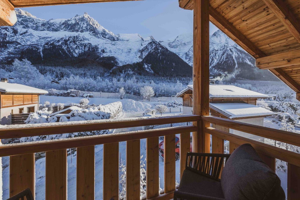 Splendid fully renovated chalet with an indoor swimming pool for sale in Chamonix 2623778496