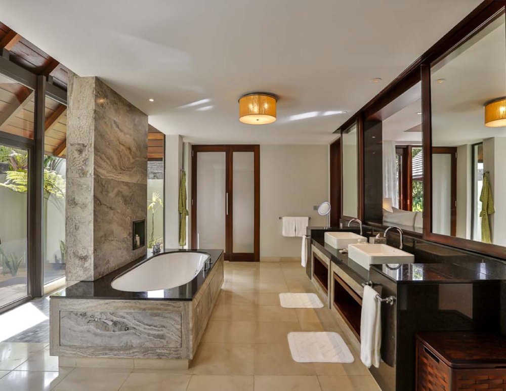 Invest in luxury on the east coast of Mauritius with this 3-bedroom villa, Golf view 2633739274