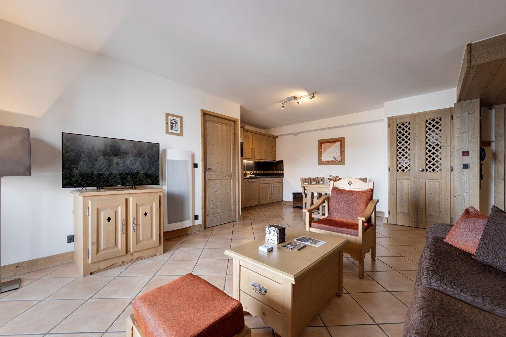 3-room apartment - Ski-in/ski-out - Under commercial lease for sale in Tignes 2661323107