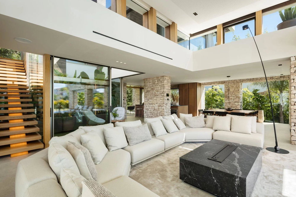 Turnkey luxury villa for sale with panoramic views in Nueva Andalucía, Marbella 2667206235