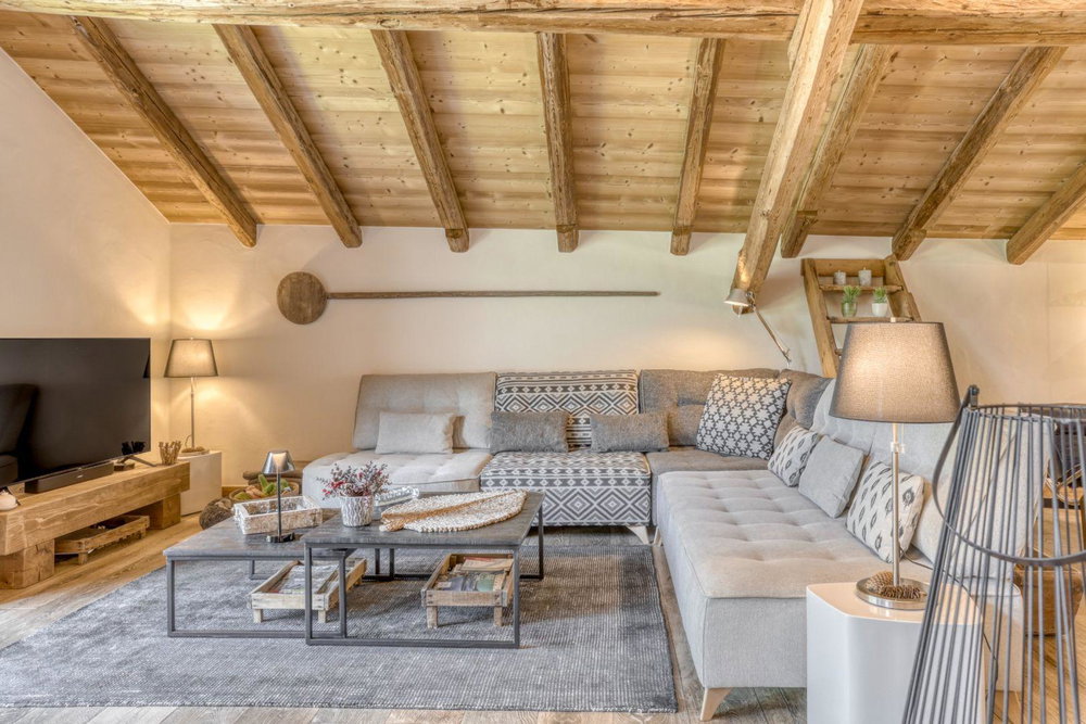 Exceptional renovated farmhouse – 5 bedrooms – Protected area for sale in Saint-Gervais Mont-Blanc 2749409758