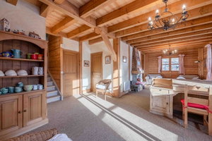 6-BEDROOM CHALET – IN THE HEART OF THE TINES VILLAGE for sale in Chamonix 2789786304