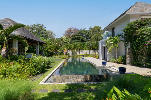 Exceptional villa with pool for sale – A gem of a property in the heart of Beau Champ 2834535027