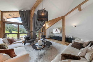 Family penthouse in the heart of the mountains for sale in Courchevel 2883707049