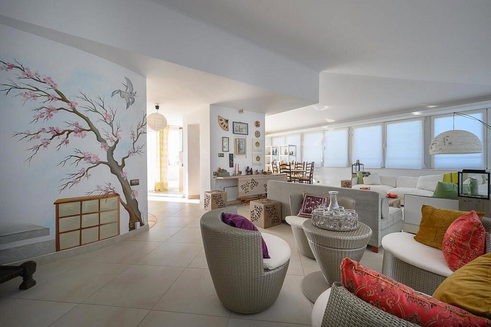 Villa of 1,000 m² for sale in Voula 2889605996