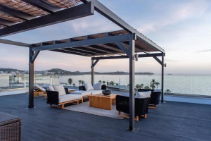 Penthouse of 195 m² for sale in Voula 2935121048