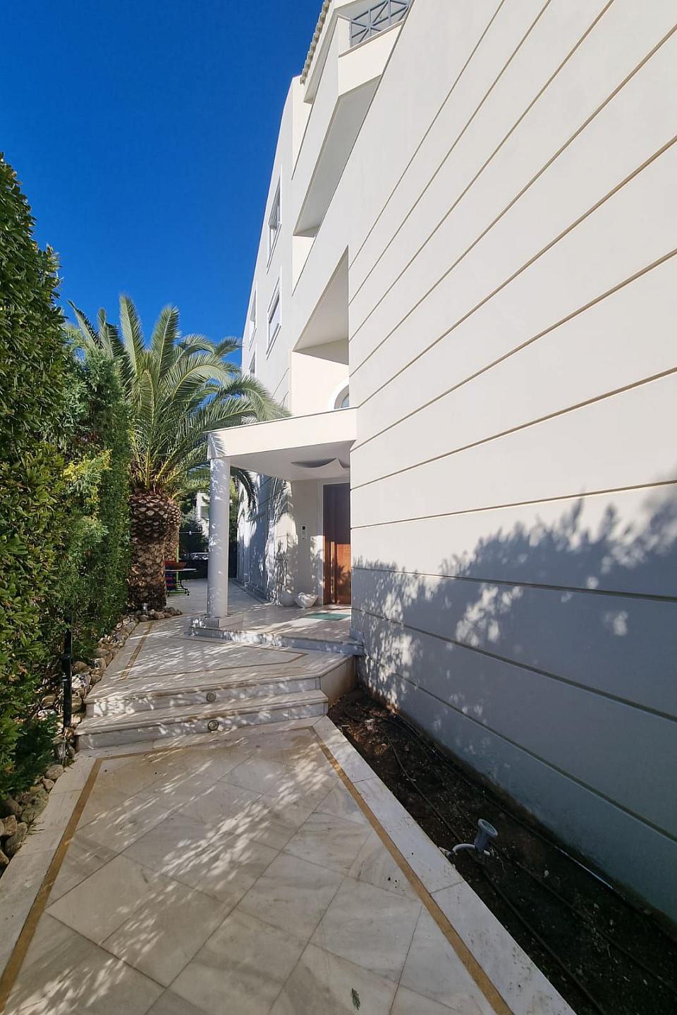 House of 1,020 m² for sale in Vouliagmeni 2935749586